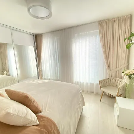 Eleganz - Exclusive Near The Center With Free Private Parking *